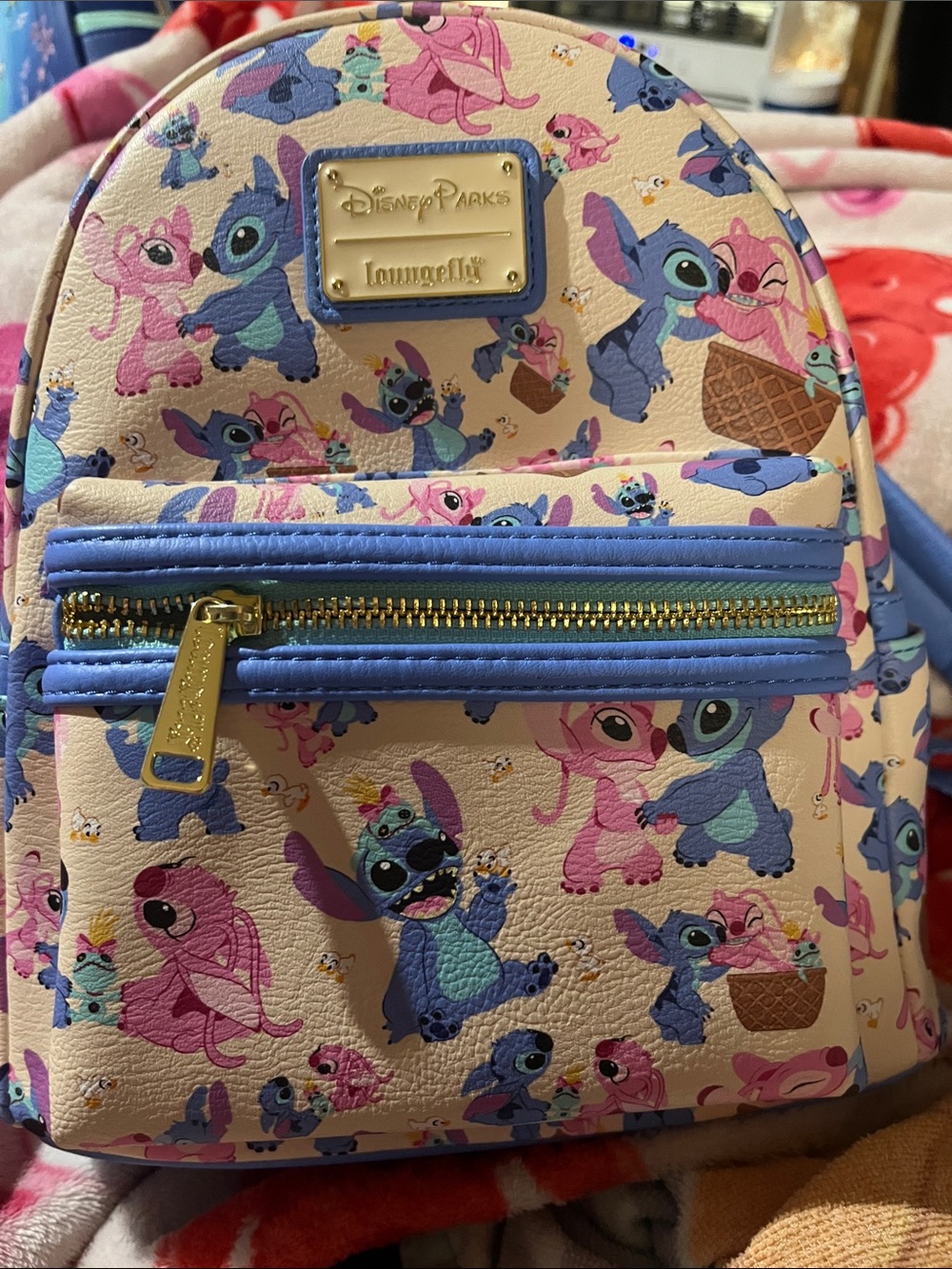 2024 Disney Parks Loungefly Stitch & Angel Mini backpack NWT